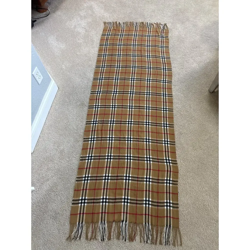 "Burberry Style" Plaid Travel Wrap-OS - Picture 6 of 7